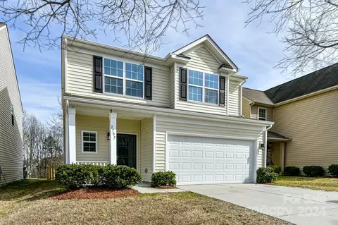 2707 Hunters Moon Ln, Matthews, NC 28105