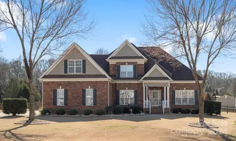 3709 Richmond Ln, Monroe, NC 28110