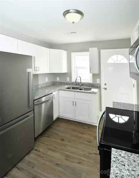 Kitchen - 800 Dodson Mill Rd, Pilot Mountain, NC 27041 photo 4 of 6