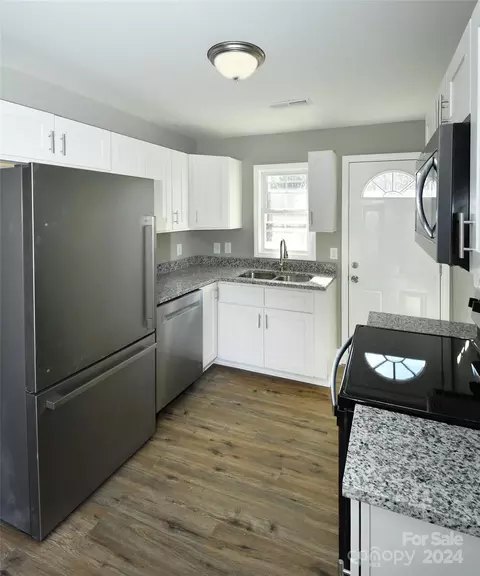 Kitchen - 800 Dodson Mill Rd, Pilot Mountain, NC 27041 photo 2 of 6