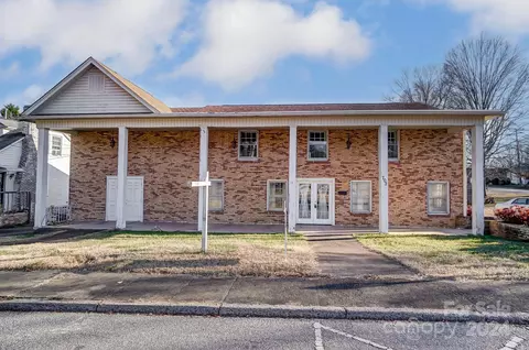 702 E Main St, Cherryville, NC 28021