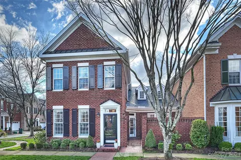 7405 Wisley Blvd, Charlotte, NC 28226