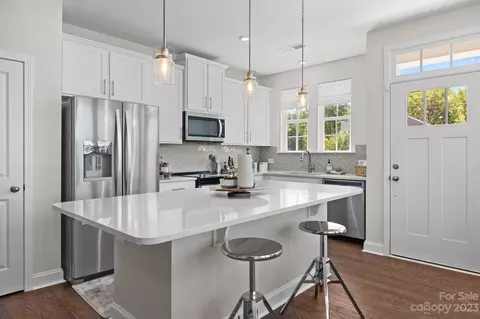 1023 S Point 5 Rd #5, Belmont, NC 28012