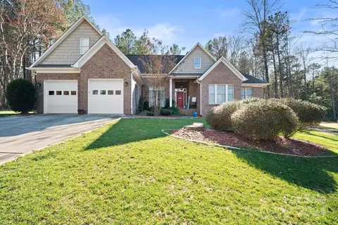 2524 Wellesbourne Ln, Sherrills Ford, NC 28673