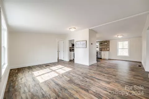 Living - 3009 Crystal Dr, Midland, NC 28107 photo 1 of 1
