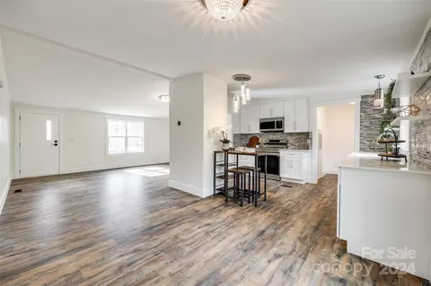 Dining - 3009 Crystal Dr, Midland, NC 28107 photo 1 of 2