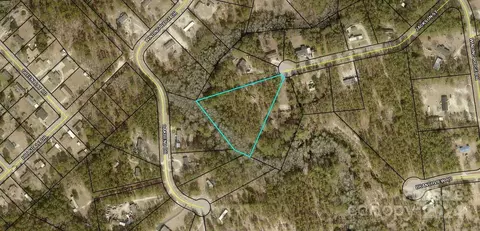 391 Jackson 35 St #35, Hartsville, SC 29550