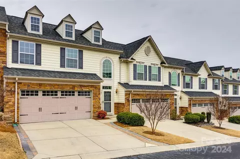 Exterior - 507 Sailview Dr, Tega Cay, SC 29708 photo 5 of 9