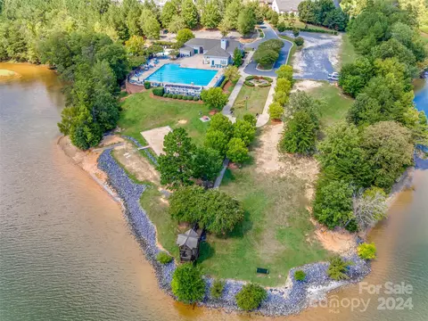 View/Area - 507 Sailview Dr, Tega Cay, SC 29708 photo 4 of 5
