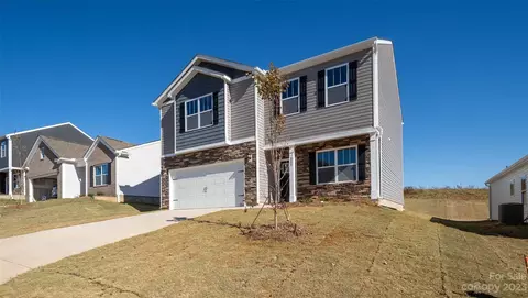 174 Wheatfield Rd, Fletcher, NC 28732