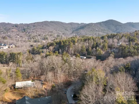 99999 Spooks Branch Ext, Asheville, NC 28804