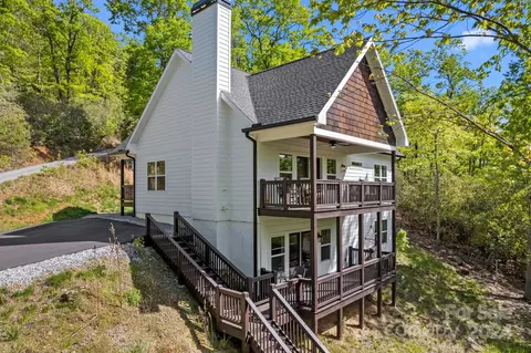 78 Boyd View Ln, Mills River, NC 28759