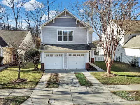 9615 Corbett Square Ln, Charlotte, NC 28214