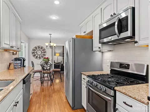 Kitchen - 340 Camelot Dr, Clyde, NC 28721 photo 2 of 2