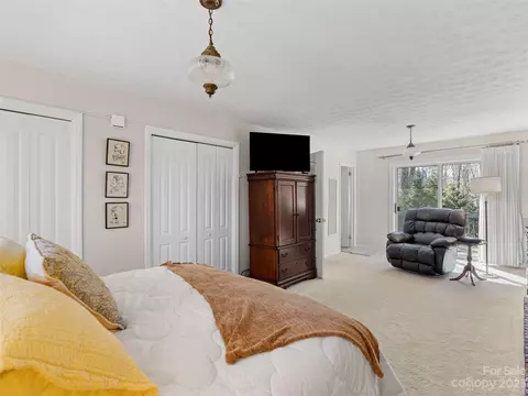 Bedroom - 340 Camelot Dr, Clyde, NC 28721 photo 9 of 10