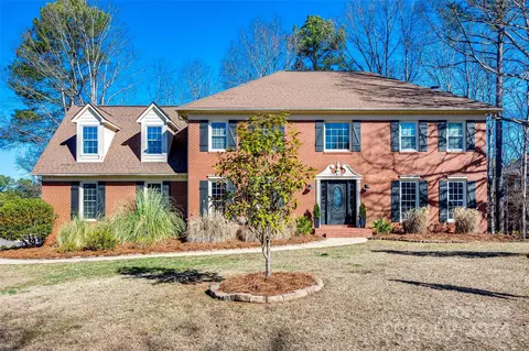 11101 Seven Coves Dr, Tega Cay, SC 29708
