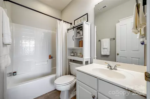 Bath - 308 Elis Way, Fort Mill, SC 29708 photo 3 of 3
