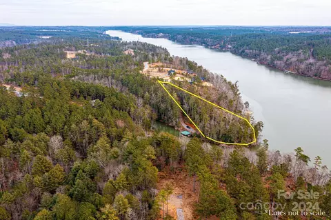 1518 Reflections Edge Dr, Granite Falls, NC 28630