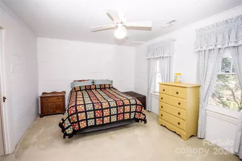 Bedroom - 3406 Harmony Hwy, Harmony, NC 28634 photo 3 of 3