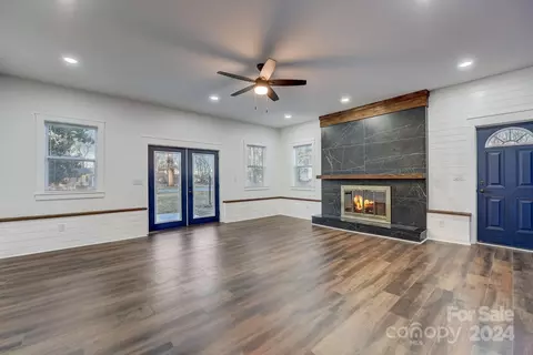 Living - 218 Carter Rd, Monroe, NC 28110 photo 1 of 2
