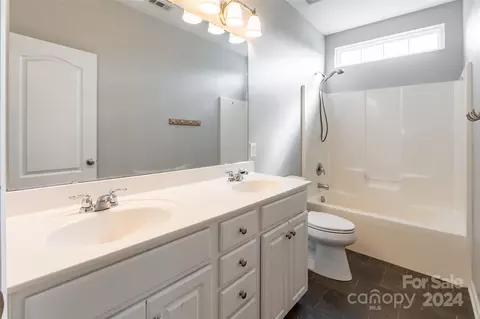 Bath - 1123 Gold Rush Ct, Fort Mill, SC 29708 photo 3 of 4