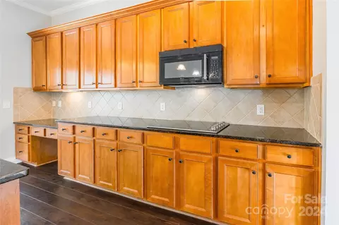 Kitchen - 1123 Gold Rush Ct, Fort Mill, SC 29708 photo 4 of 6