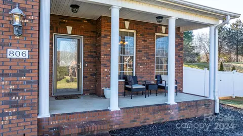 Other - 806 4th St, Conover, NC 28613 photo 1 of 6