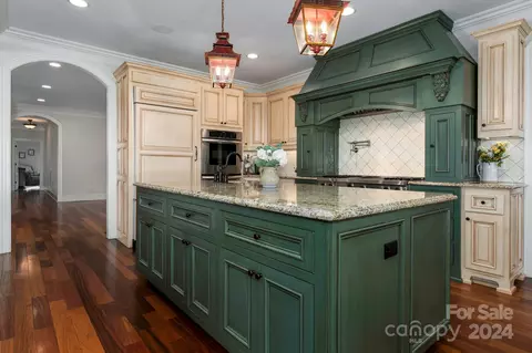 Kitchen - 3965 Golf Ne Dr NE, Conover, NC 28613 photo 2 of 6