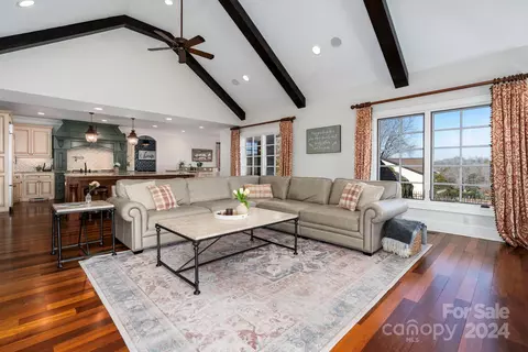 Living - 3965 Golf Ne Dr NE, Conover, NC 28613 photo 2 of 11