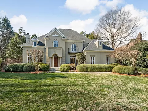 5911 Old Well House Rd, Charlotte, NC 28226
