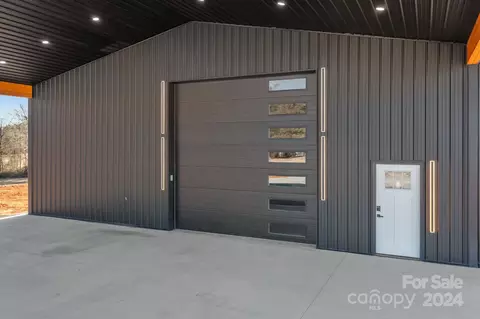 Exterior - 9288 Sherrills Ford Rd, Terrell, NC 28682 photo 7 of 14