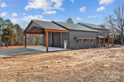 Exterior - 9288 Sherrills Ford Rd, Terrell, NC 28682 photo 9 of 14