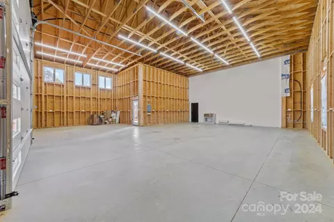 Exterior - 9288 Sherrills Ford Rd, Terrell, NC 28682 photo 6 of 14