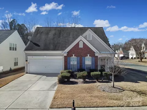 9528 Kestral Ridge Dr, Charlotte, NC 28269