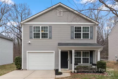 3025 Osceola Ln, Charlotte, NC 28269