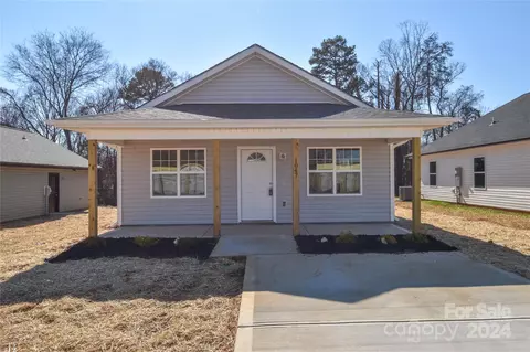 1047 Secor St, Statesville, NC 28677