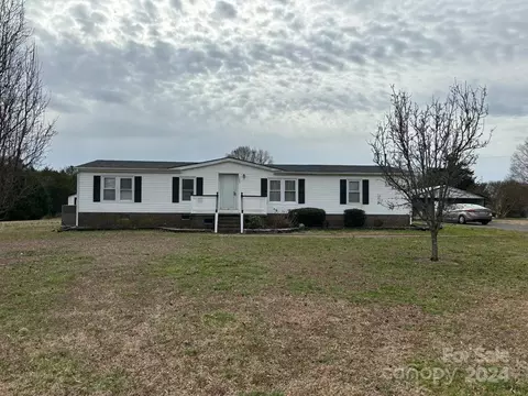 166 Dusty Farm Rd, Mooresville, NC 28115