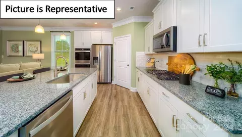 Kitchen - 4207 Millstream Rd, Denver, NC 28037 photo 2 of 5