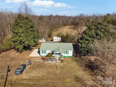 203 Chestnut Grove Rd, Statesville, NC 28625