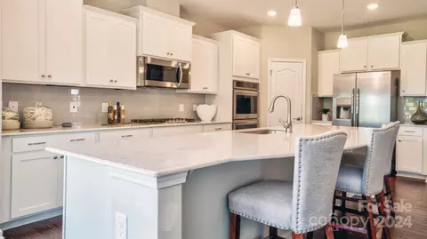 Lookout Shoals 333 Drive #333, Fort Mill, SC 29715