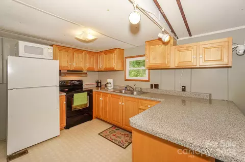 Kitchen - 4115 Cascade St, Terrell, NC 28682 photo 1 of 1