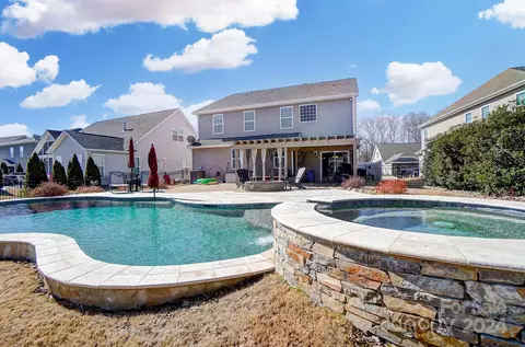 Exterior - 156 Annatto Way, Tega Cay, SC 29708 photo 12 of 16