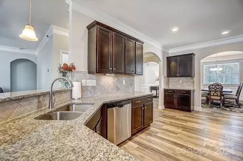 Kitchen - 156 Annatto Way, Tega Cay, SC 29708 photo 2 of 4