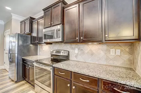 Kitchen - 156 Annatto Way, Tega Cay, SC 29708 photo 3 of 4