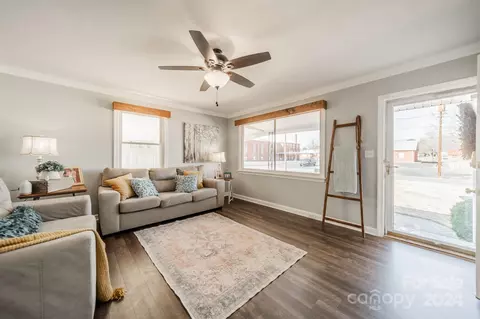 Living - 404 16th St, Kannapolis, NC 28083 photo 3 of 4