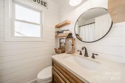Bath - 404 16th St, Kannapolis, NC 28083 photo 1 of 1