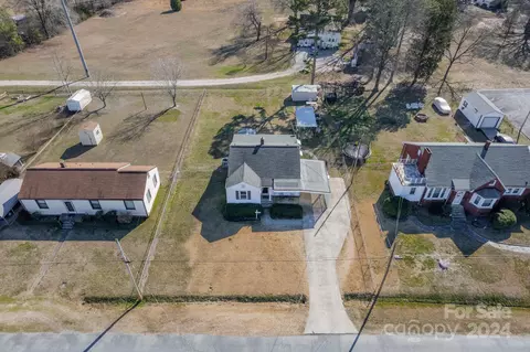 View/Area - 404 16th St, Kannapolis, NC 28083 photo 5 of 7
