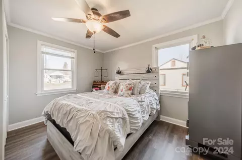 Bedroom - 404 16th St, Kannapolis, NC 28083 photo 3 of 5