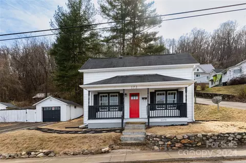 173 Birch St, Canton, NC 28716