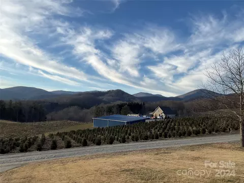 Exterior - 269 Panoramic Ln, Boone, NC 28607 photo 12 of 12